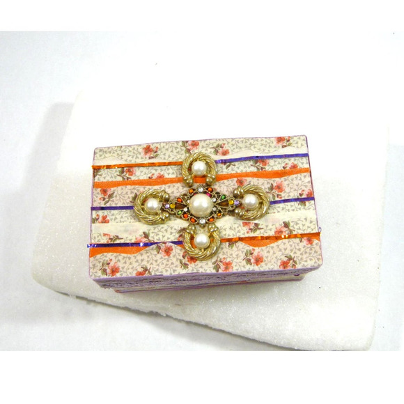 Handcrafted Keepsake Jewelry Trinket Prayer Box for Mementos Photos Desk Items - Picture 2 of 8